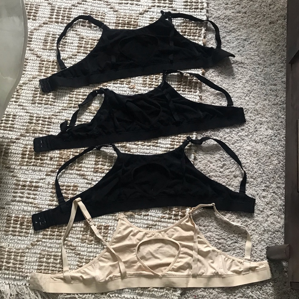 Momcozy Nursing Pumping Bra Hands Free Adjustable 4 Bras